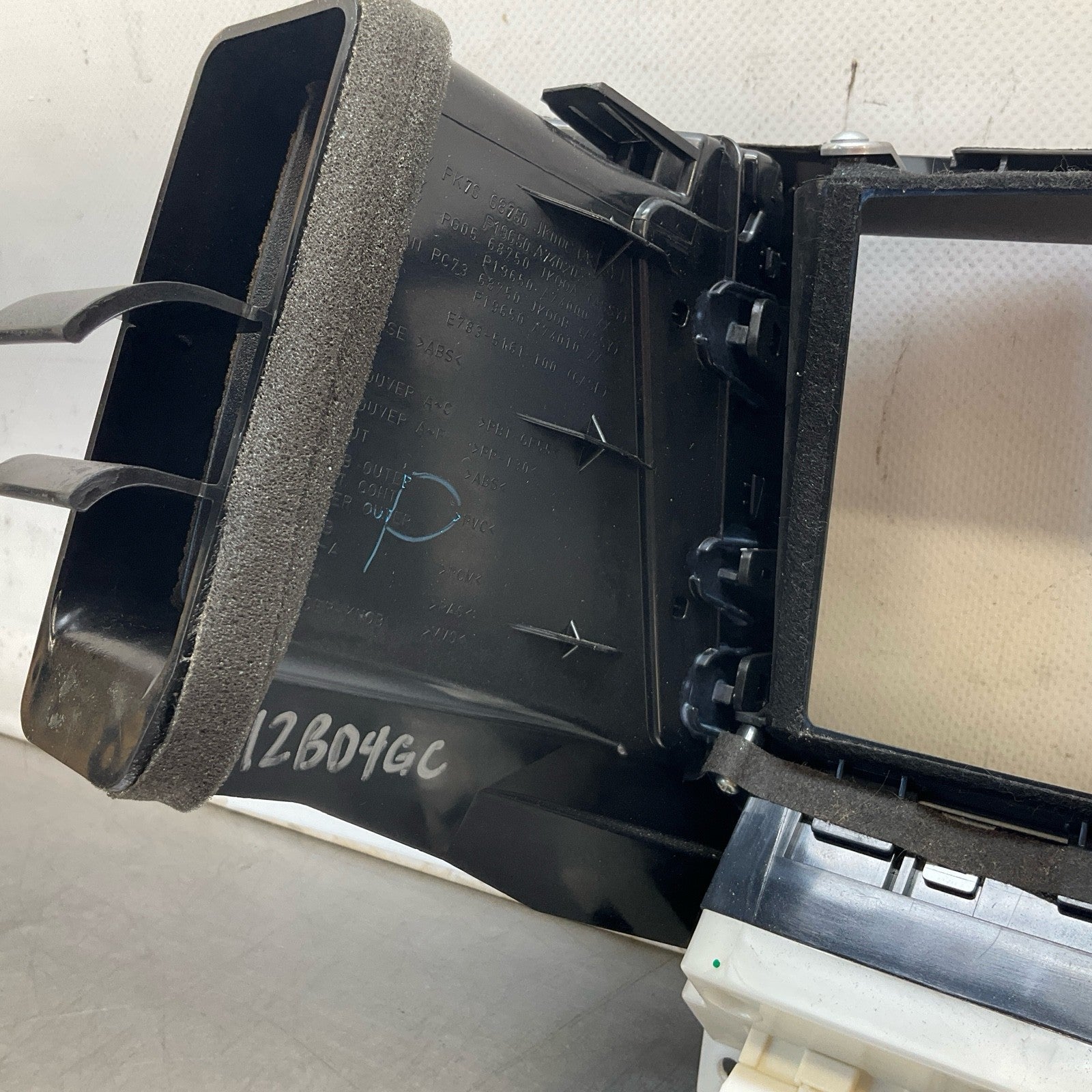 08-15 G37 Q60 Coupe Center Dash Media Screen Bezel Trim 68270JK00A Oem 12Bd4Gc - On Point Parts Inc