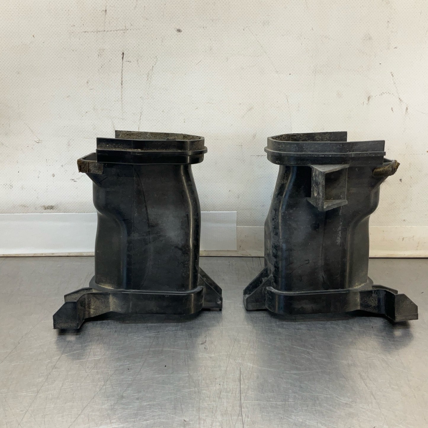 08-17 G37 Q60 Coupe Front Air Intake Inlet Duct 16554JK23D 16554JK23 Oem 12Bd4Gc - On Point Parts Inc