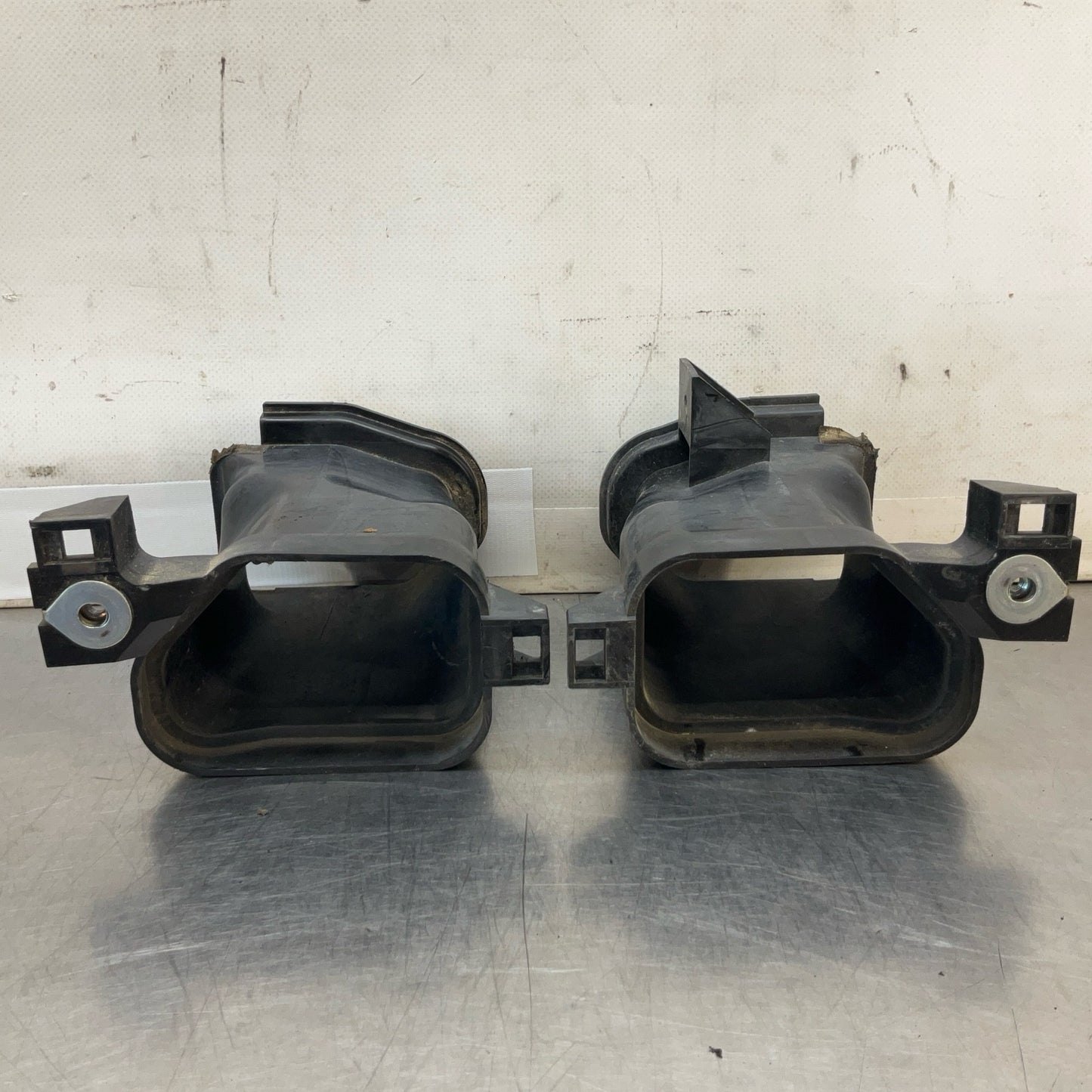 08-17 G37 Q60 Coupe Front Air Intake Inlet Duct 16554JK23D 16554JK23 Oem 12Bd4Gc - On Point Parts Inc