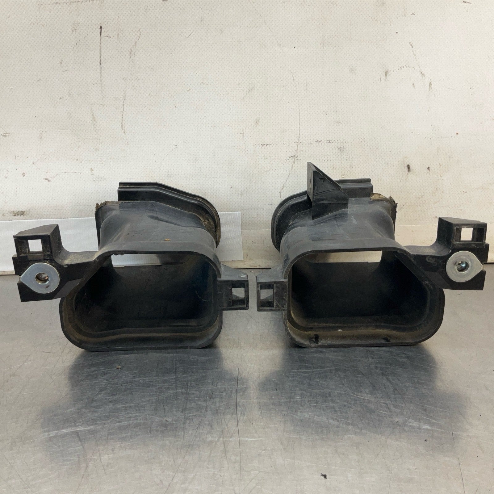 08-17 G37 Q60 Coupe Front Air Intake Inlet Duct 16554JK23D 16554JK23 Oem 12Bd4Gc - On Point Parts Inc