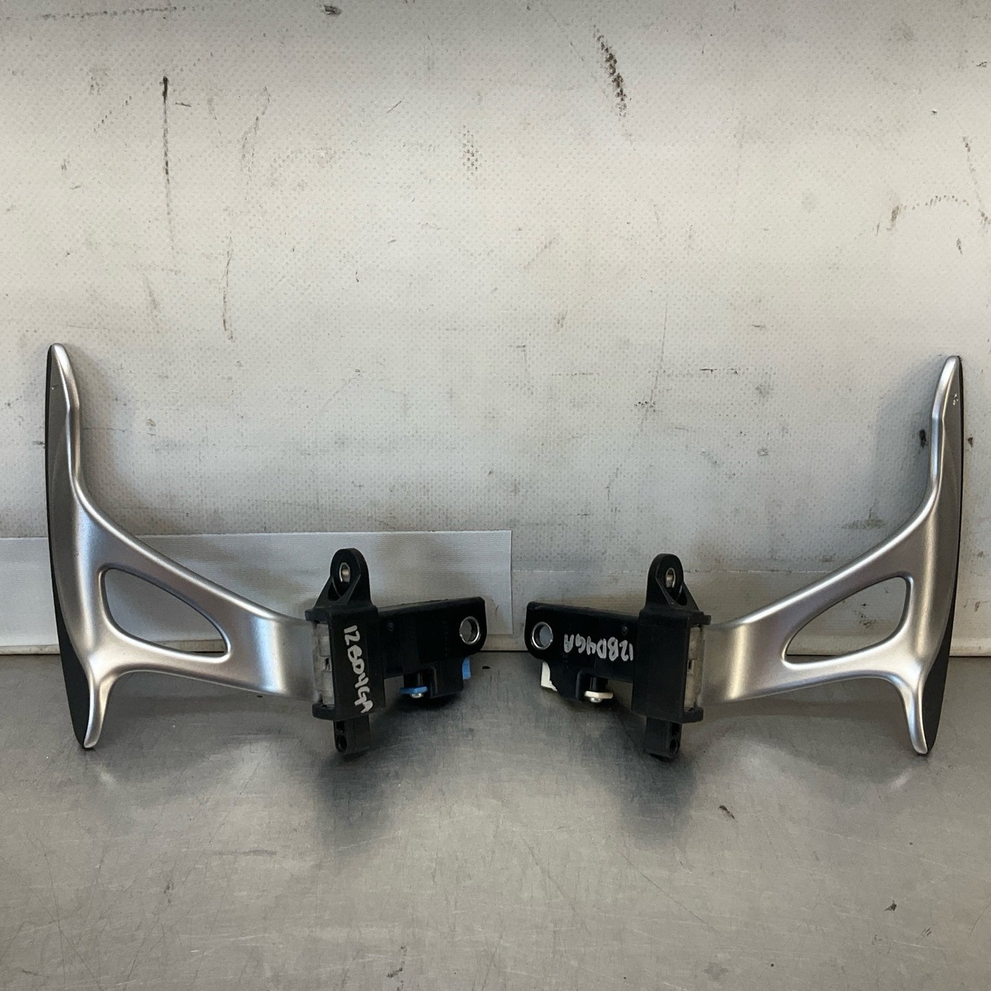 08-19 G37 Q60 Coupe Steering Wheel Paddle Shifter 25549JK000 Oem 12Bd4Ga - On Point Parts Inc