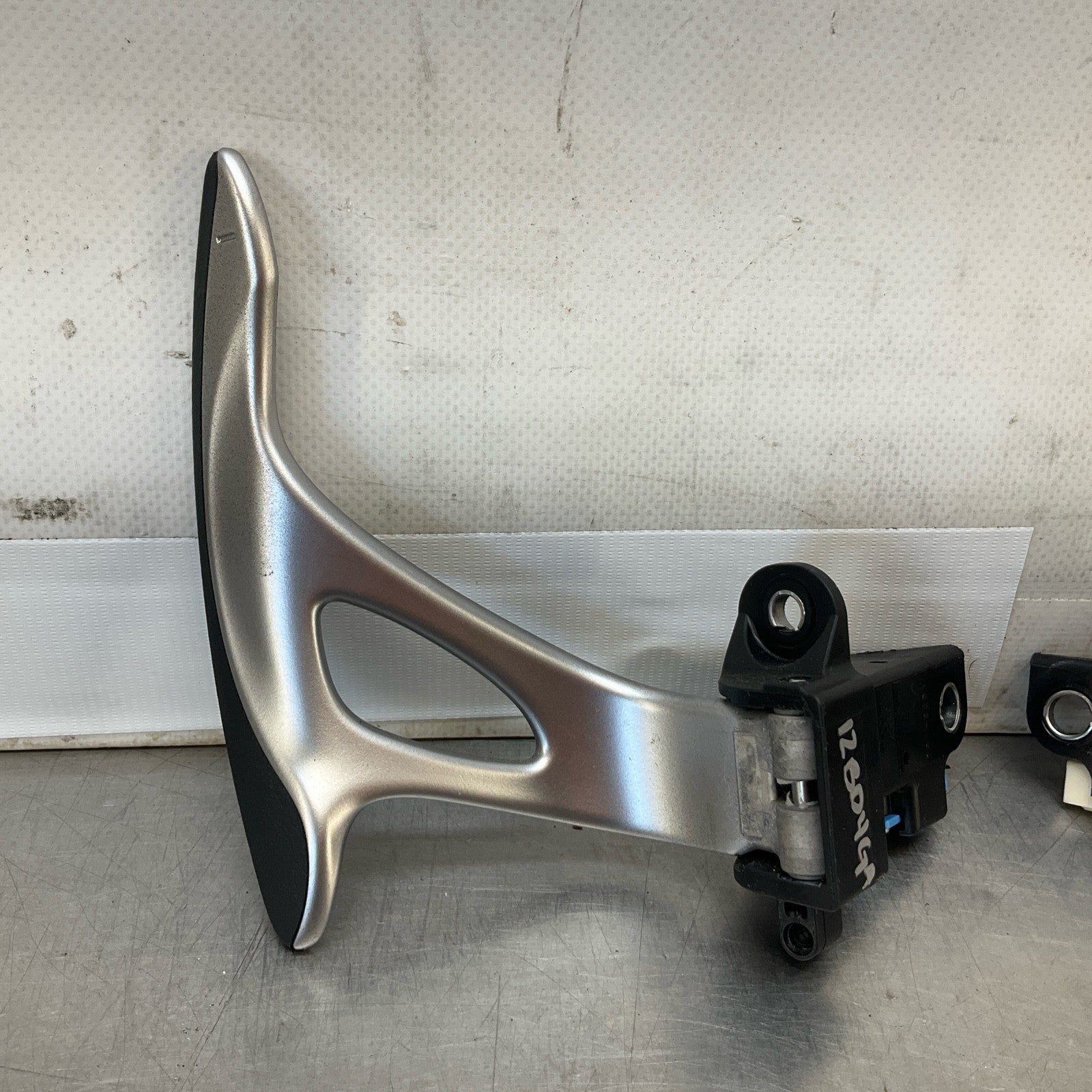 08-19 G37 Q60 Coupe Steering Wheel Paddle Shifter 25549JK000 Oem 12Bd4Ga - On Point Parts Inc