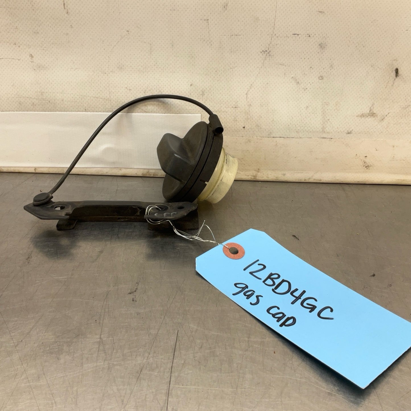 14-19 G37 Q60 Coupe Driver Fuel Gas Cap 172514HA0B Oem 12Bd4Gc - On Point Parts Inc