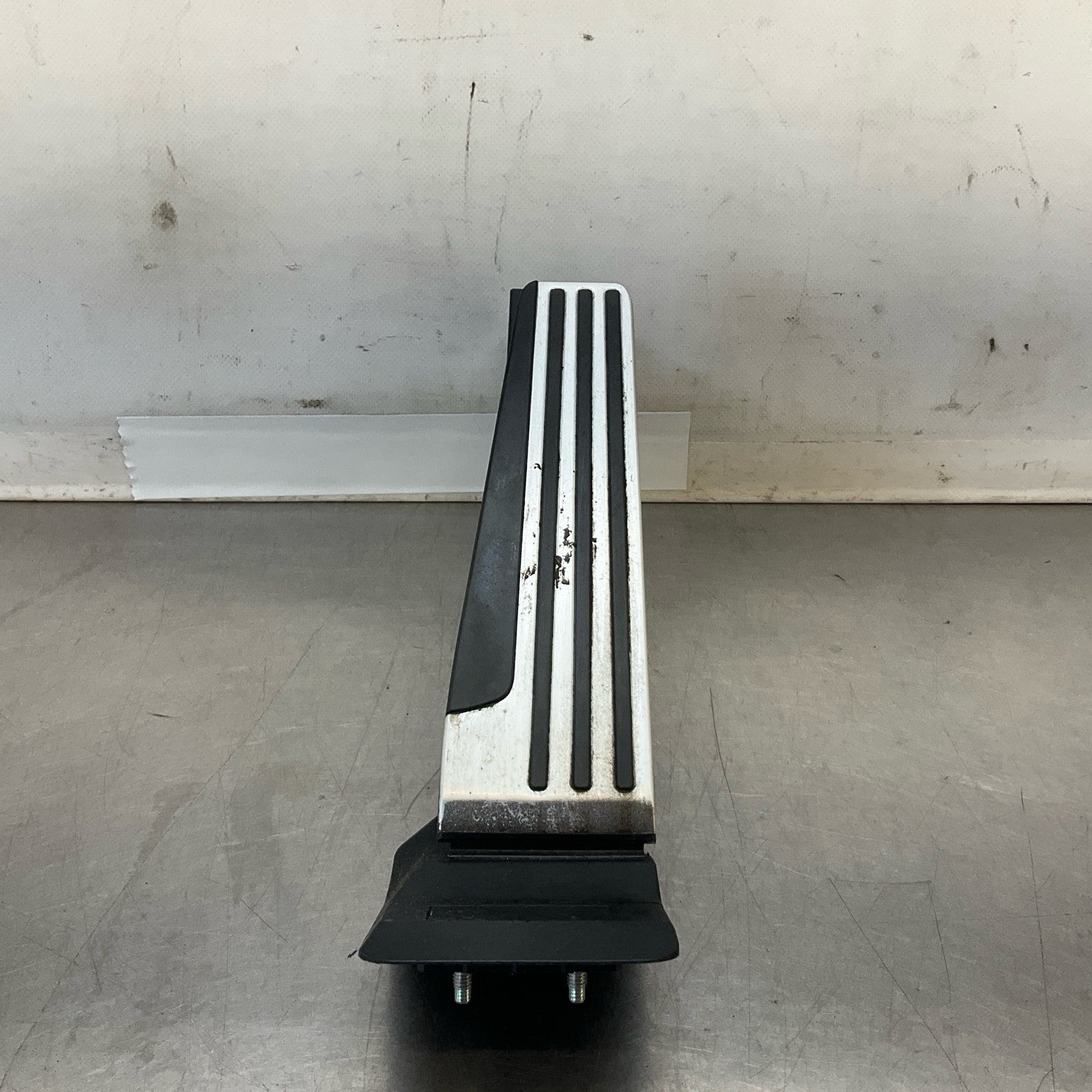 08-19 G37 Q60 Coupe Gas Throttle Accelerator Pedal A/T 180021NC0C Oem 12Bd4Ga - On Point Parts Inc