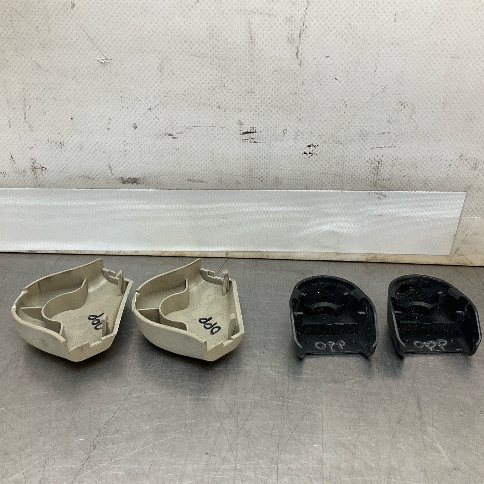 2015 Infiniti V36 G37 Front Seat Belt Mount Cover 87836CN001 Oem 12Bd4Gc - On Point Parts Inc