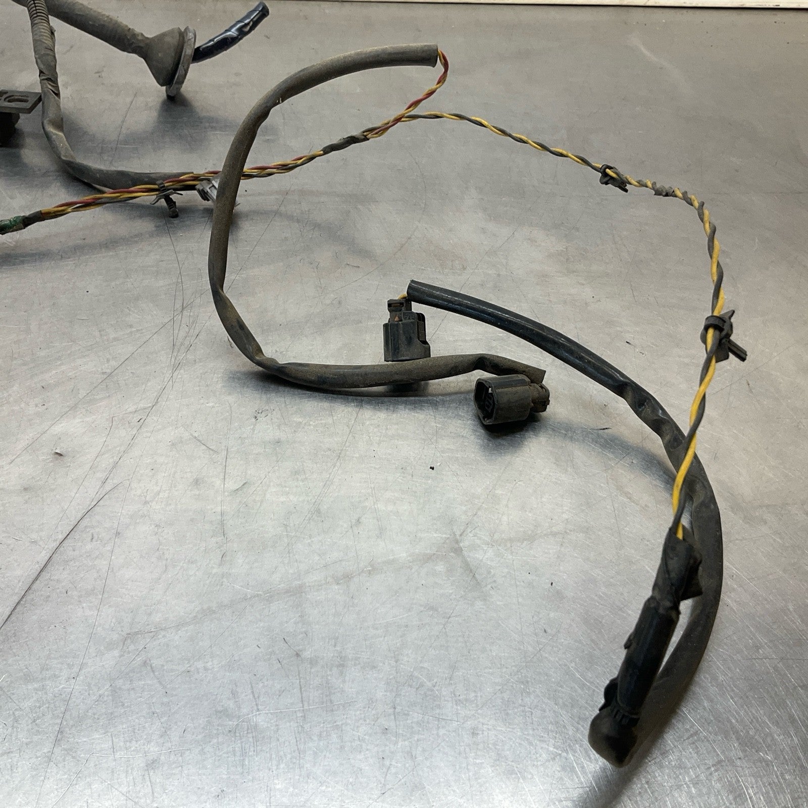 2015 Infiniti V36 G37 Rear Reverse Tail Light Pig Tail Connector Oem 12Bd4Gc - On Point Parts Inc