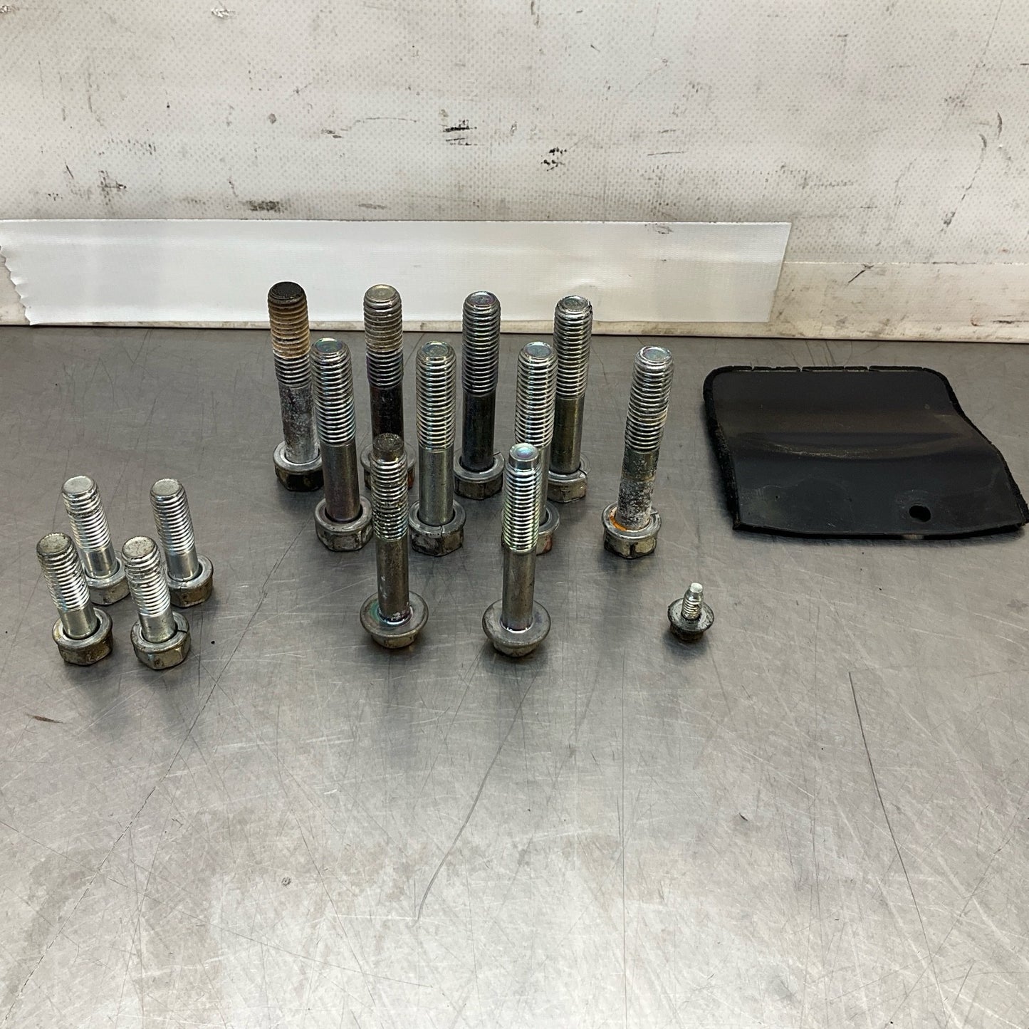 2015 Infiniti V36 G37 Automatic Transmission Hardware Bolts Oem 12Bd4Gi - On Point Parts Inc
