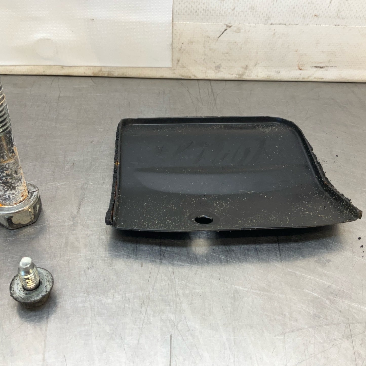 2015 Infiniti V36 G37 Automatic Transmission Hardware Bolts Oem 12Bd4Gi - On Point Parts Inc