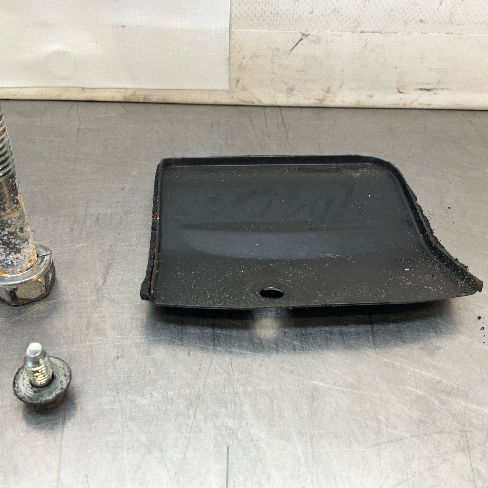 2015 Infiniti V36 G37 Automatic Transmission Hardware Bolts Oem 12Bd4Gi - On Point Parts Inc