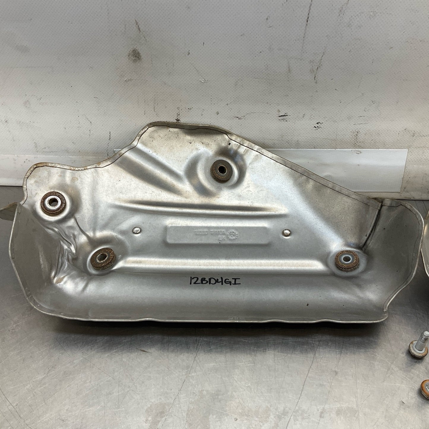 2015 Infiniti V36 G37 Exhaust Manifold Heat Shield Oem 12Bd4Gi - On Point Parts Inc