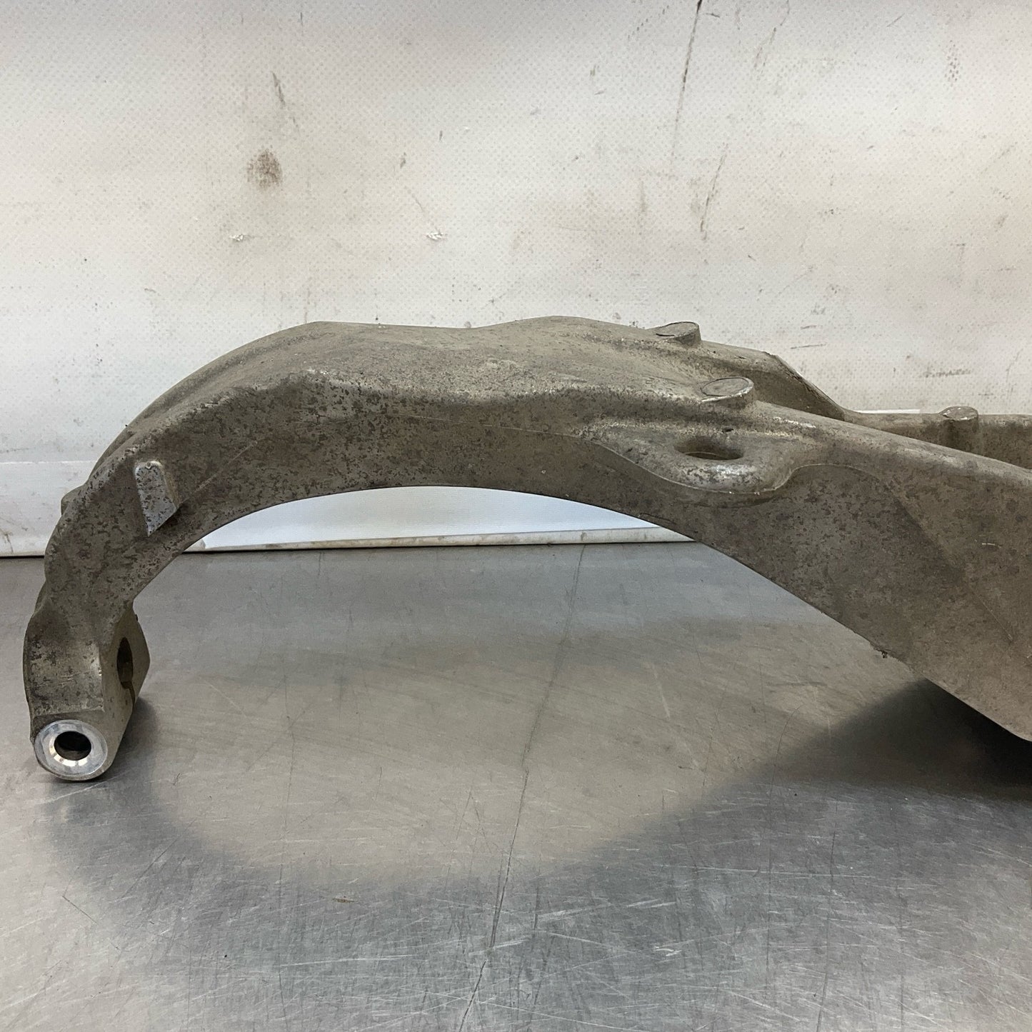 12-23 G37 Q60 Coupe Passenger Steering Knuckle Spindle 400144GA Oem 12Bd4Gk - On Point Parts Inc