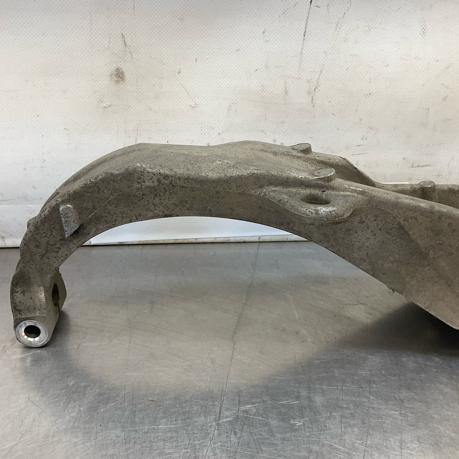 12-23 G37 Q60 Coupe Passenger Steering Knuckle Spindle 400144GA Oem 12Bd4Gk - On Point Parts Inc