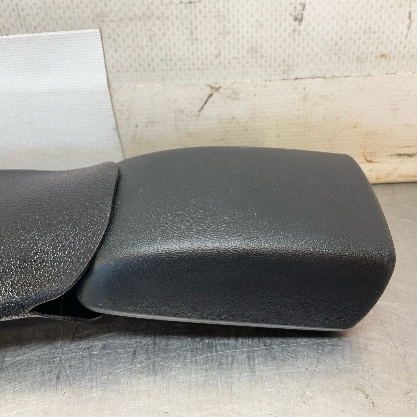 2015 Infiniti V36 G37 Rear Passenger Seat Belt Buckle Oem 12Bd4Ge - On Point Parts Inc