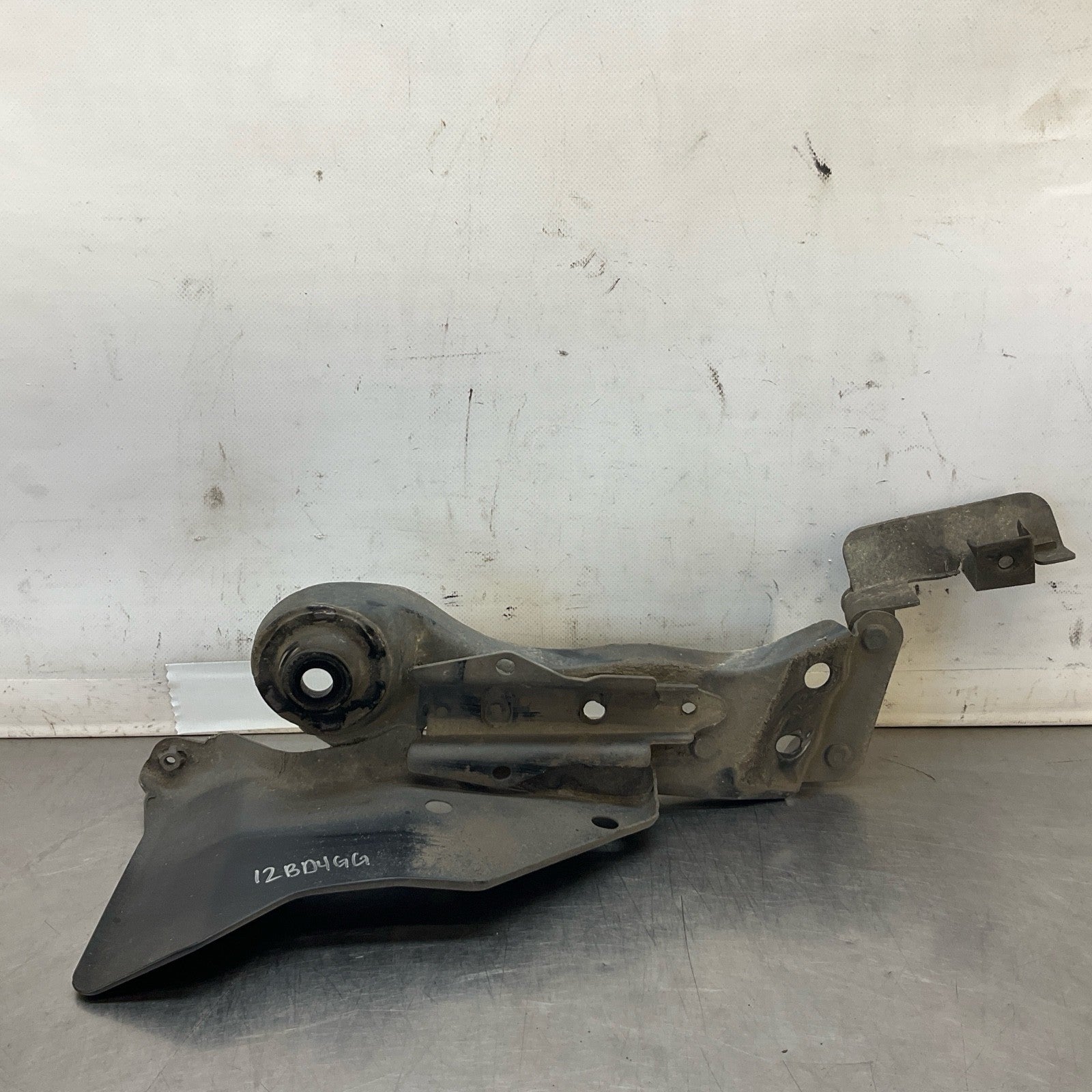 08-15 G37 Q60 Coupe Rear Driver Subframe Mount Stay Brace 554521ND3A Oem 12Bd4Gg - On Point Parts Inc