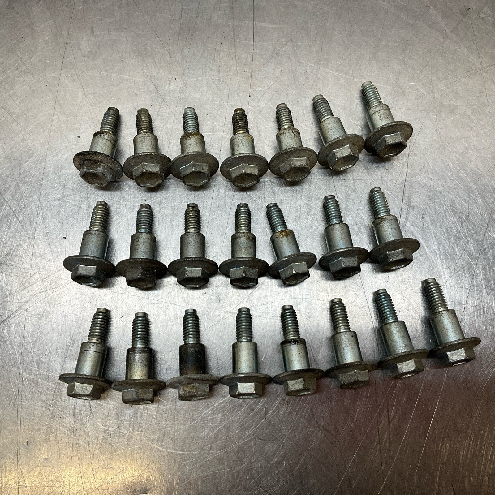 2015 Infiniti V36 G37 Valve Cover Bolts Oem 12Bd4Gi - On Point Parts Inc