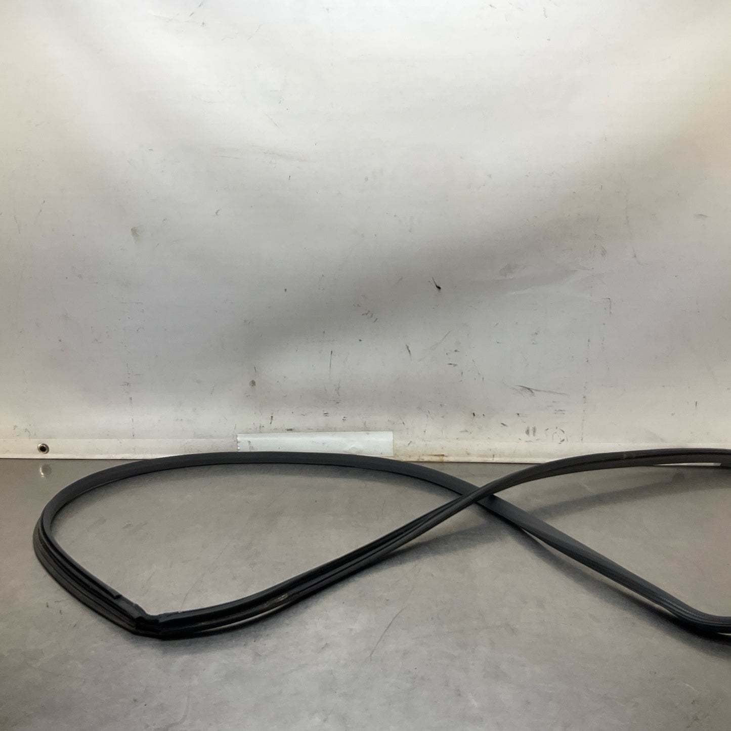 2015 Infiniti V36 G37 Passenger Coupe Door Frame Weatherstrip Oem 12Bd4Ge - On Point Parts Inc