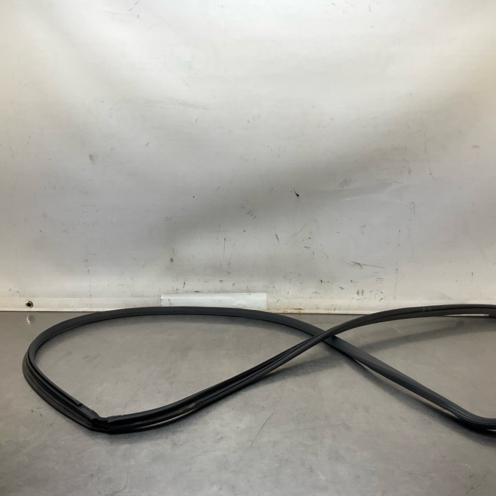 2015 Infiniti V36 G37 Passenger Coupe Door Frame Weatherstrip Oem 12Bd4Ge - On Point Parts Inc