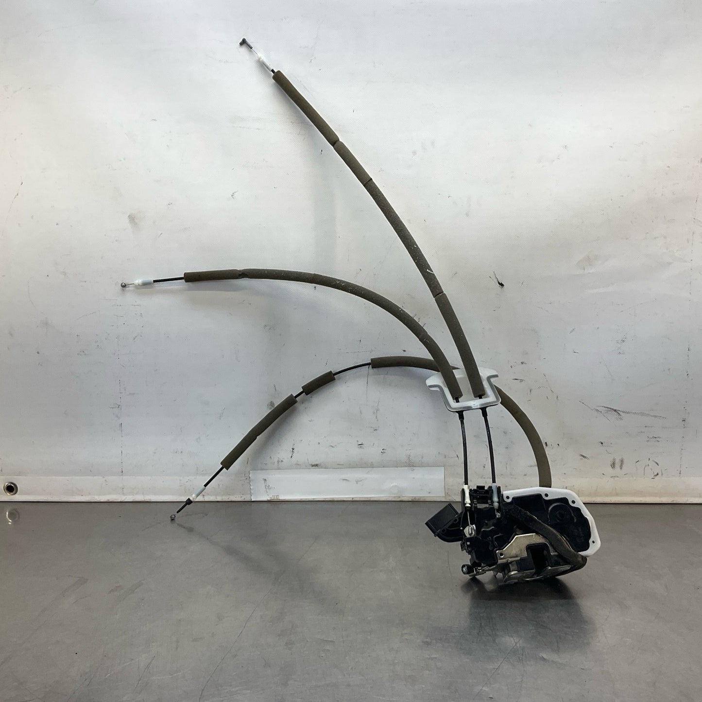 08-15 G37 Q60 Coupe Passenger Door Lock Actuator 80500JL00B Oem 12Bd4Ge - On Point Parts Inc