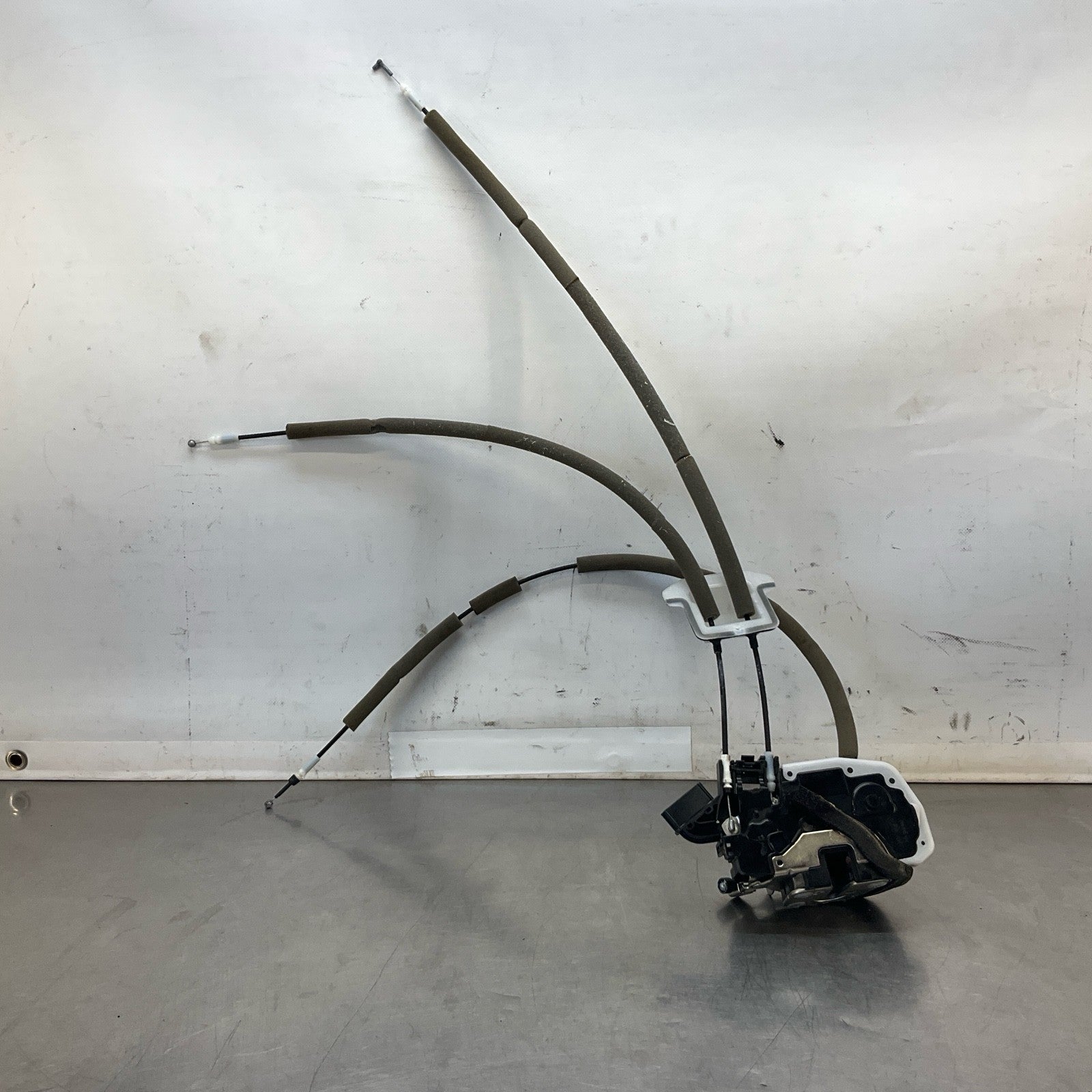 08-15 G37 Q60 Coupe Passenger Door Lock Actuator 80500JL00B Oem 12Bd4Ge - On Point Parts Inc