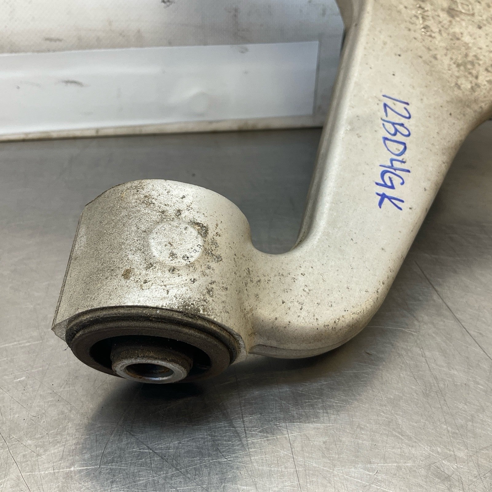 08-15 G37 Q60 Coupe Rear Pass Upper Control Arm Ball Joint 55501 Oem 12Bd4Gk - On Point Parts Inc