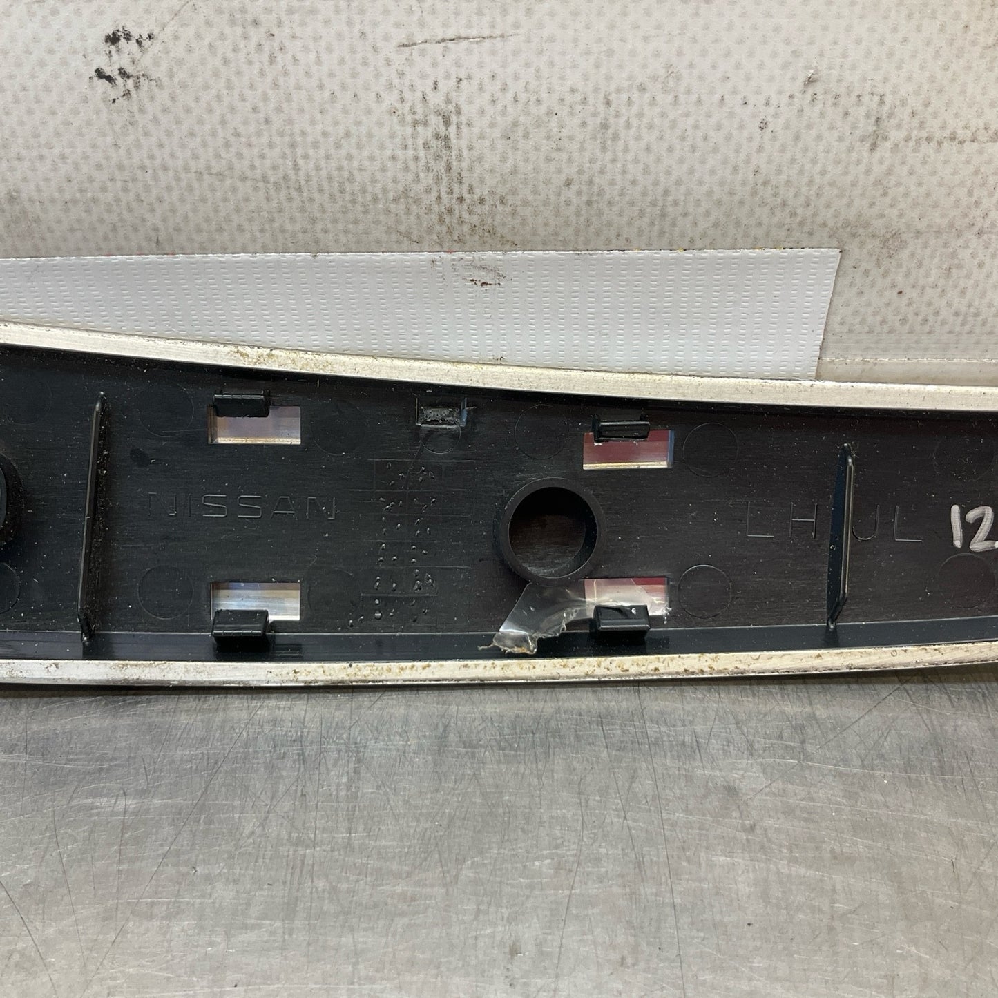 08-15 G37 Q60 Coupe Driver Door Panel Grab Handle Finisher Trim Oem 12Bd4Ga - On Point Parts Inc