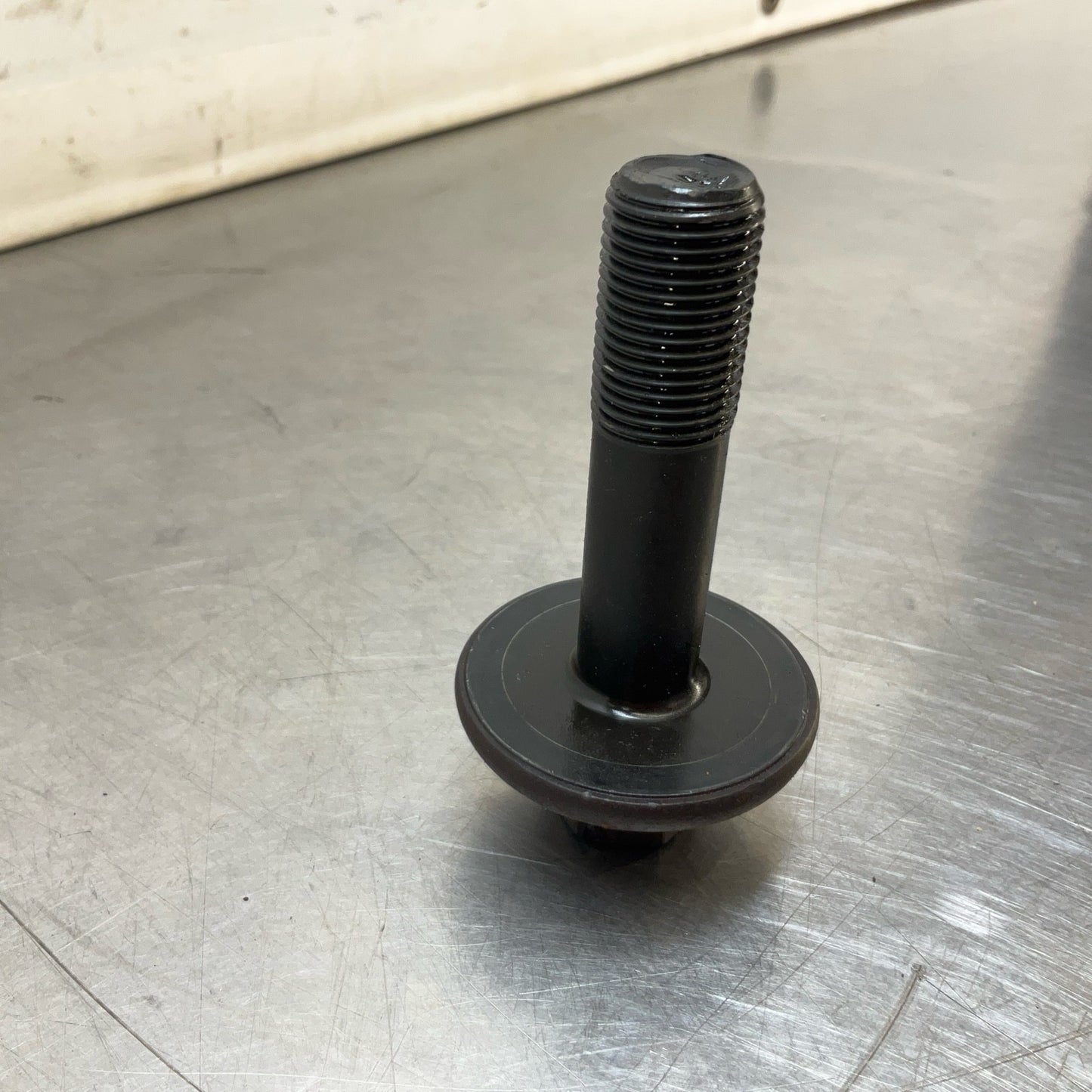 2015 Infiniti V36 G37 Engine Crankshaft Pully Bolt Oem 12Bd4Gi - On Point Parts Inc