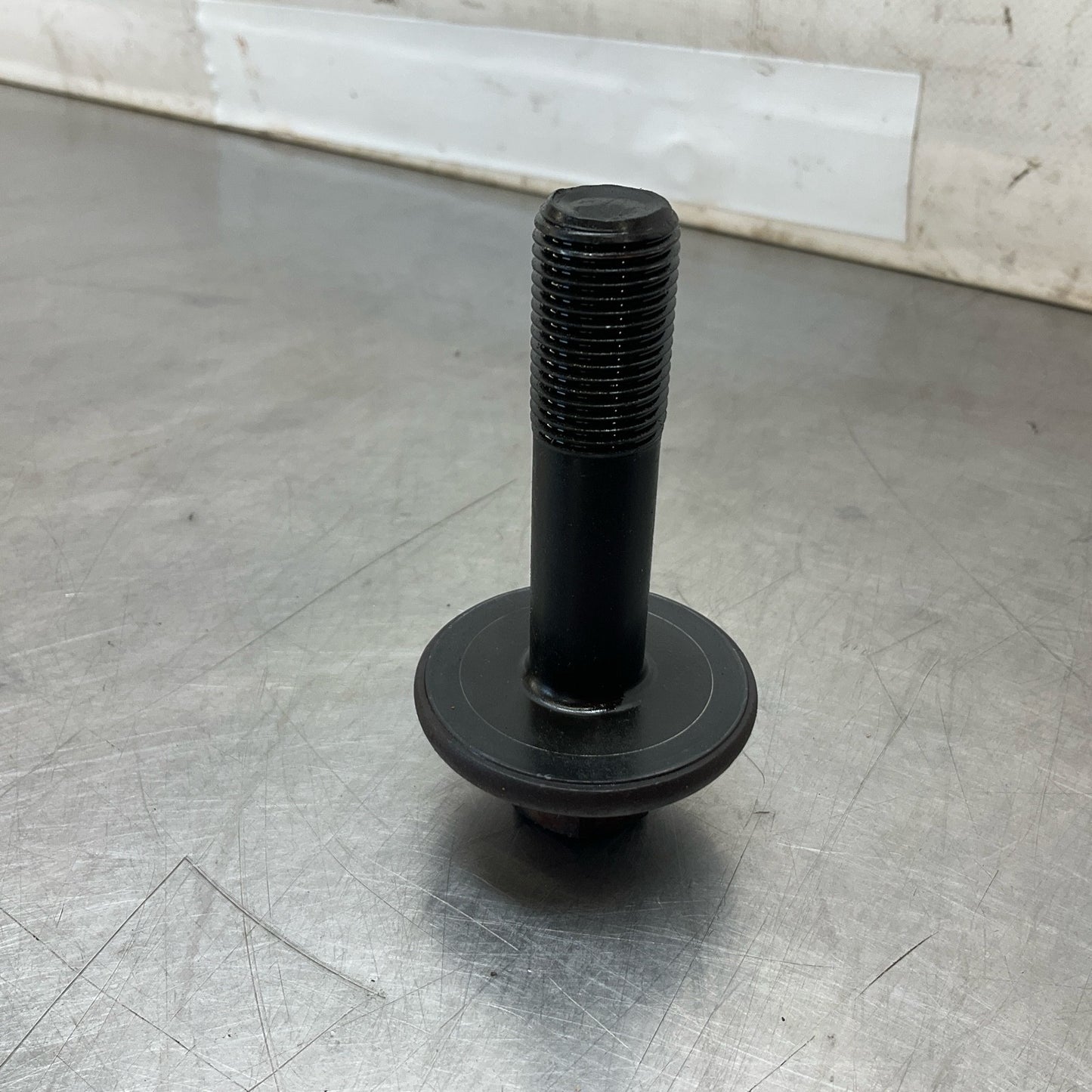 2015 Infiniti V36 G37 Engine Crankshaft Pully Bolt Oem 12Bd4Gi - On Point Parts Inc