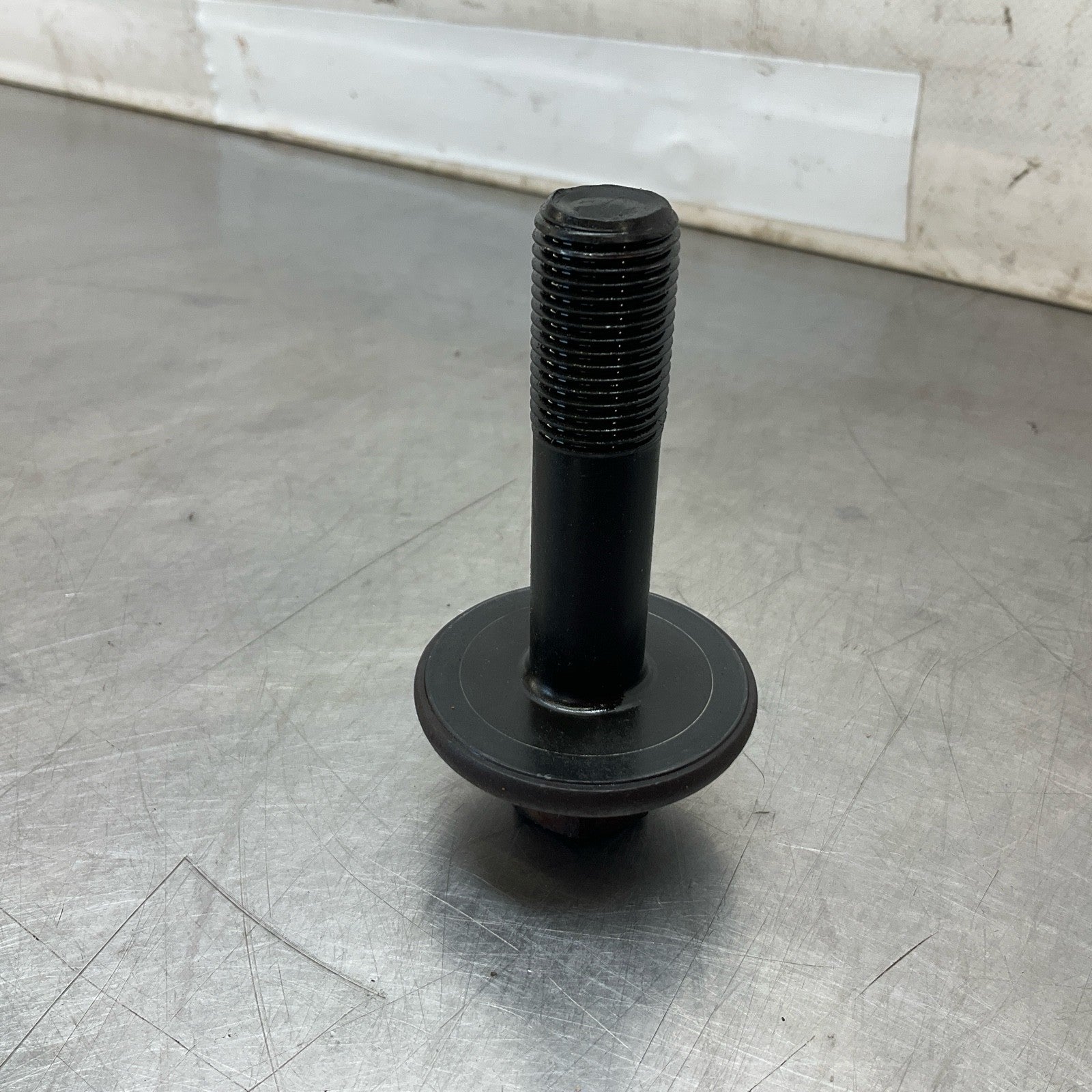 2015 Infiniti V36 G37 Engine Crankshaft Pully Bolt Oem 12Bd4Gi - On Point Parts Inc