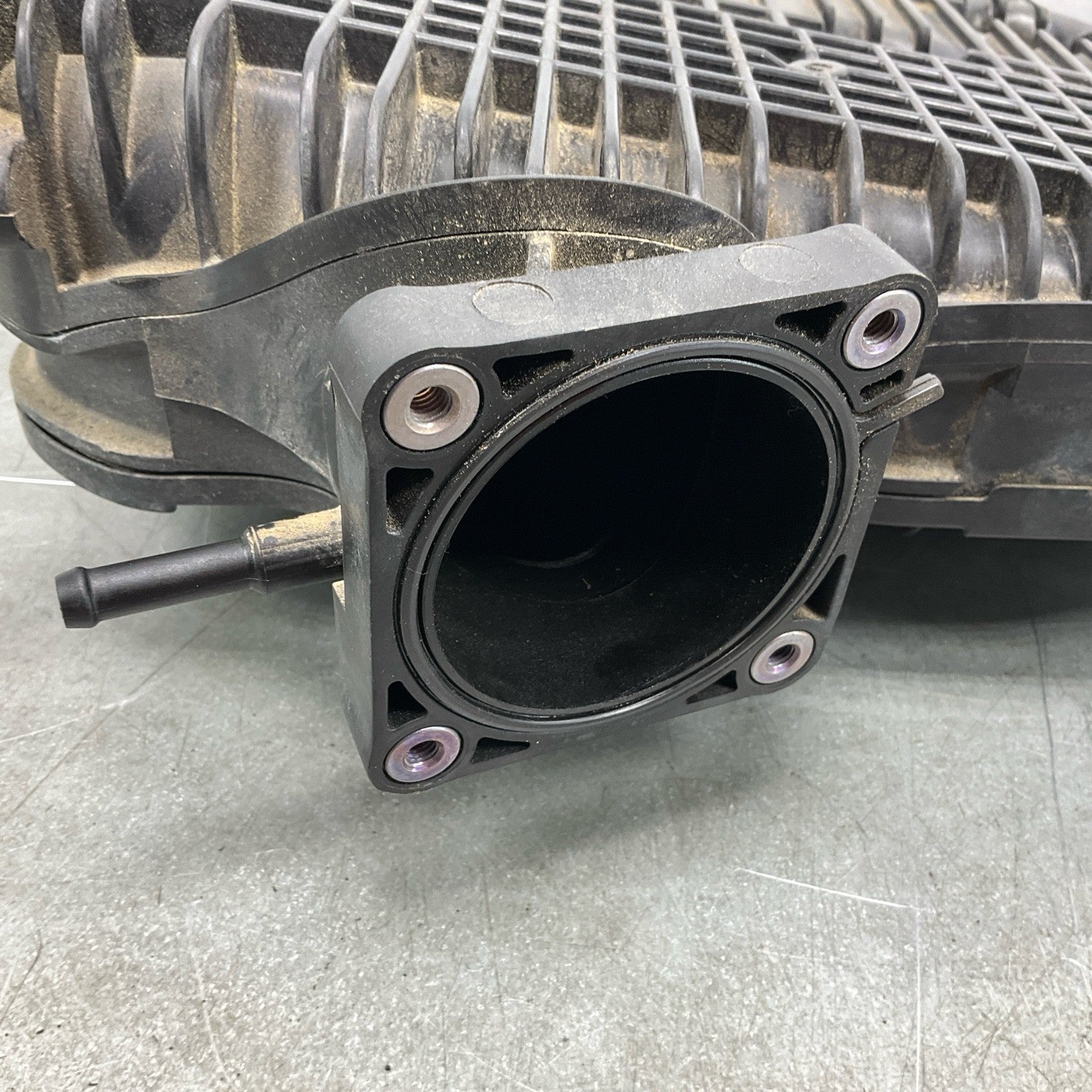 11-15 G37 Q50 Q60 12-20 370Z Upper Air Intake Plenum 14010EY02A Oem 12Bd4G0 - On Point Parts Inc