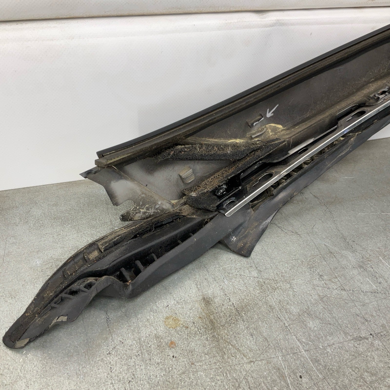 08-15 G37 Q60 Coupe Passenger Exterior A Pillar Trim 76836JU67A Oem 12Bd4G2 - On Point Parts Inc