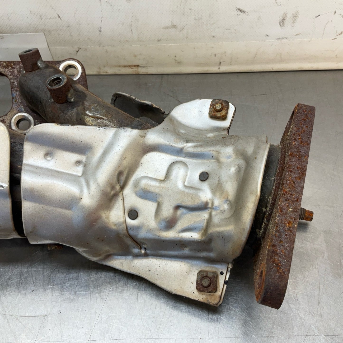 13-15 G37 Q50 Q60 Driver Vq37Vhr Exhaust Manifold Header 140D21PM0A Oem 12Bd4G0 - On Point Parts Inc