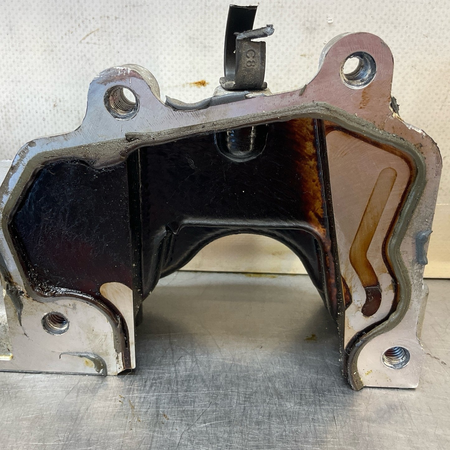 08-15 G35 G37 Q50 Q60 Driver Vq37Vhr Camshaft Angle Sensor Cover Oem 12Bd4Gg - On Point Parts Inc
