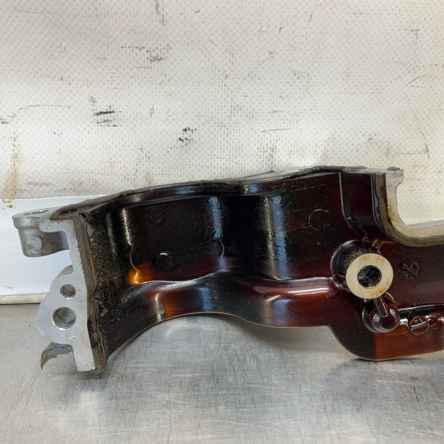 08-15 G35 G37 Q50 Q60 Passenger Vq37Vhr Camshaft Angle Sensor Cover Oem 12Bd4Gk - On Point Parts Inc