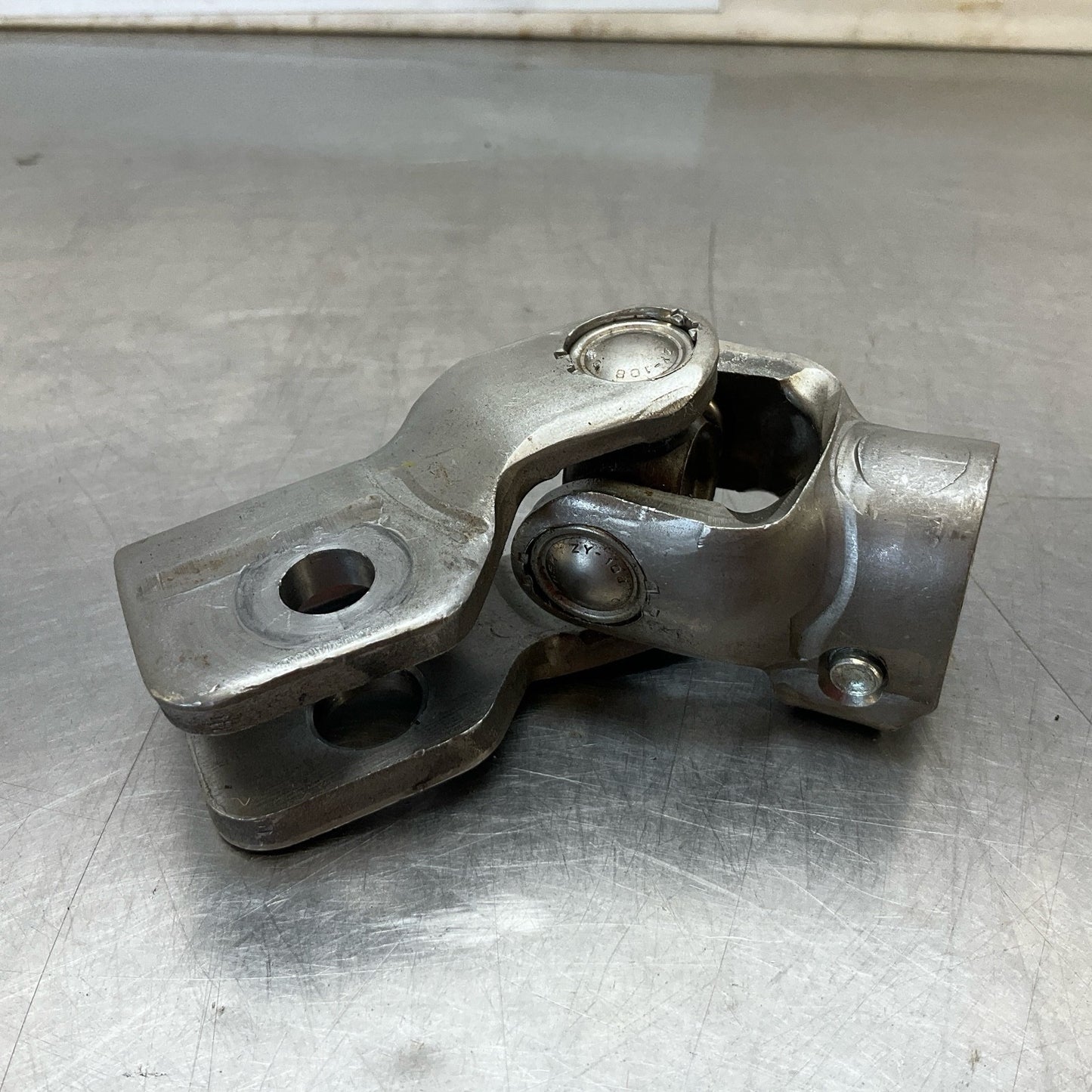 08-22 G35 G37 Q50 Q60 09-20 370Z Upper Steering Column U Joint Oem 12Bd4Gi - On Point Parts Inc