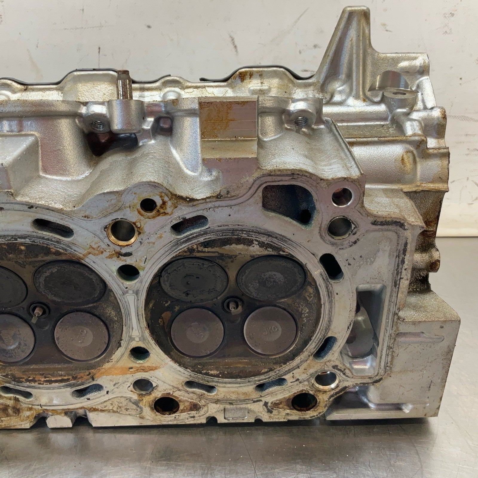 08-15 G35 G37 Q50 Q60 09-20 370Z Passenger Vq37Vhr Cylinder Head Oem 12Bd4G0 - On Point Parts Inc