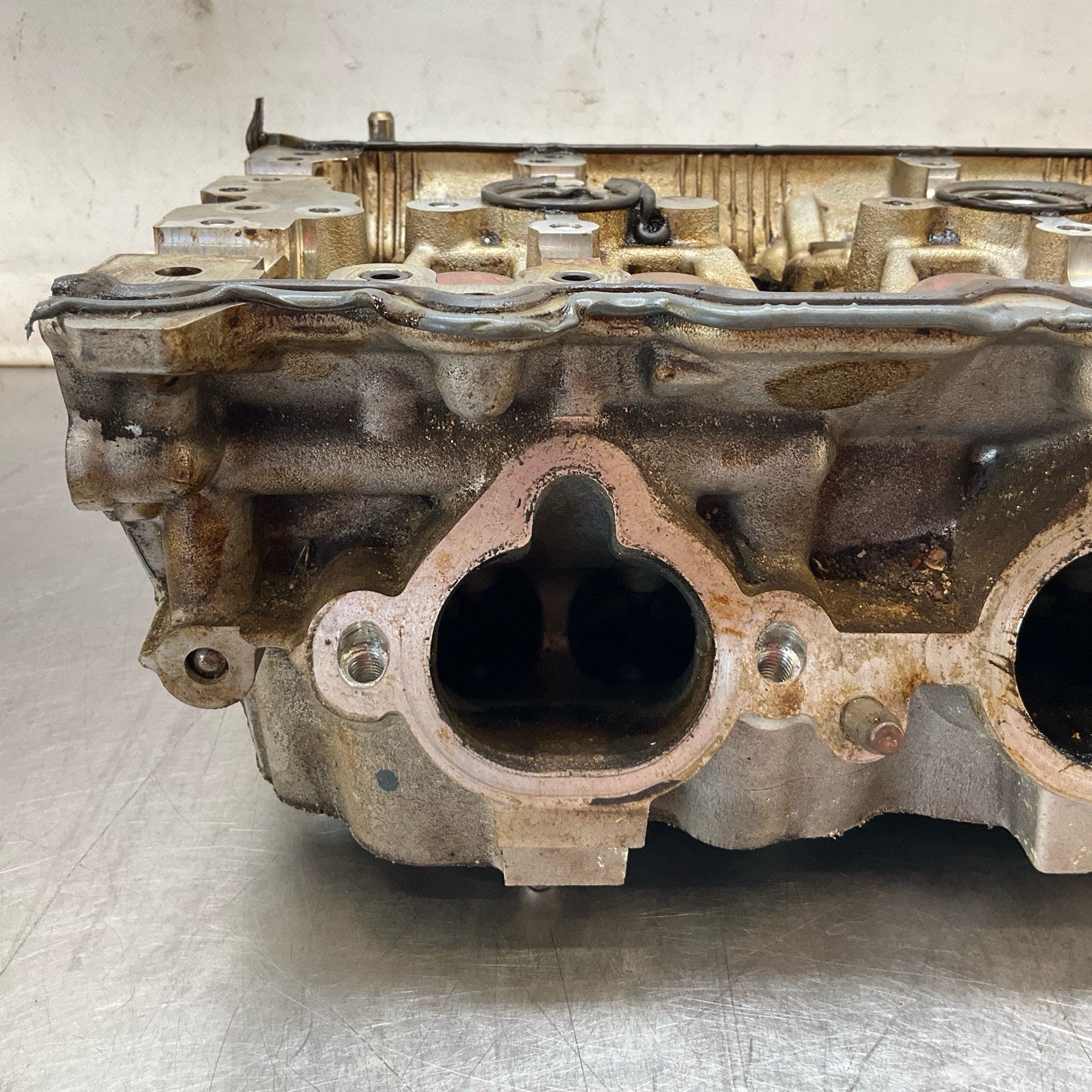08-15 G35 G37 Q50 Q60 09-20 370Z Driver Vq37Vhr Cylinder Head Oem 12Bd4G0 - On Point Parts Inc