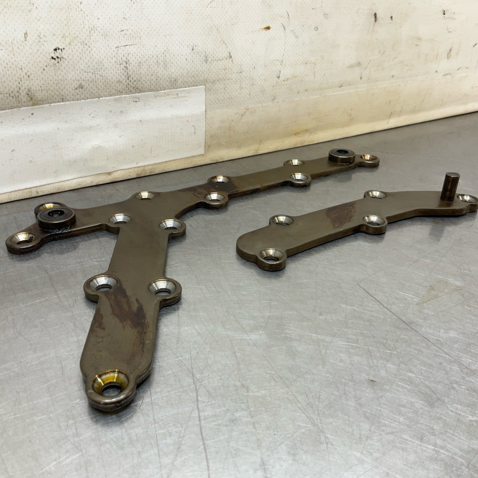 08-15 G35 G37 Q50 Q60 09-20 370Z Rear Timing Oil Galley Cover Oem 12Bd4G0 - On Point Parts Inc