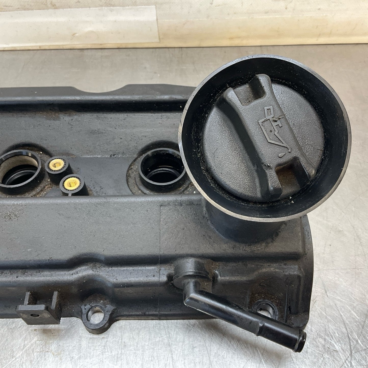 03-06 350Z G35 Driver Vq35De Revup Valve Cover 13264Am610 Oem Kyf - On Point Parts Inc