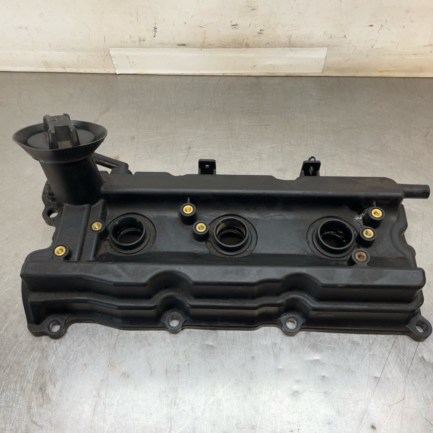 03-06 350Z G35 Driver Vq35De Revup Valve Cover 13264Am610 Oem Kyf - On Point Parts Inc