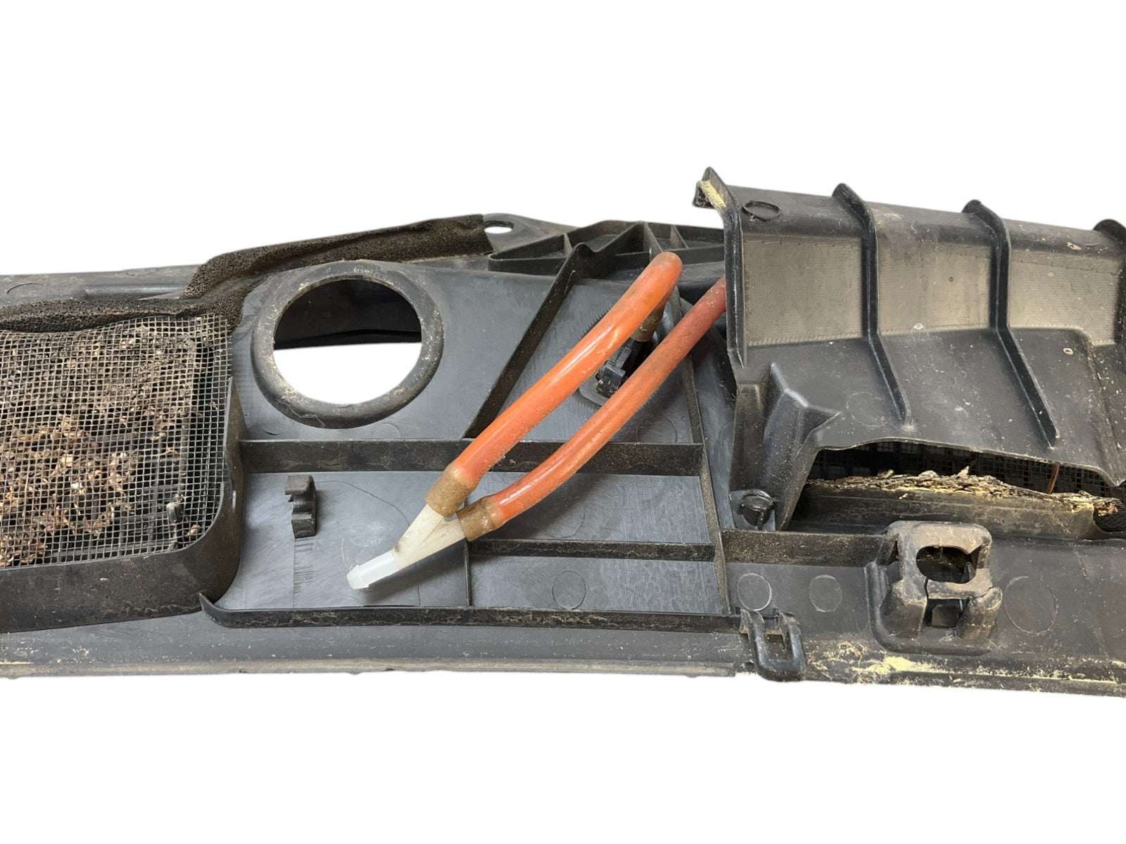 03-07 G35 Coupe Front Windshield Cowl Wiper Cover Panel 66863Am61A Oem K1F - On Point Parts Inc