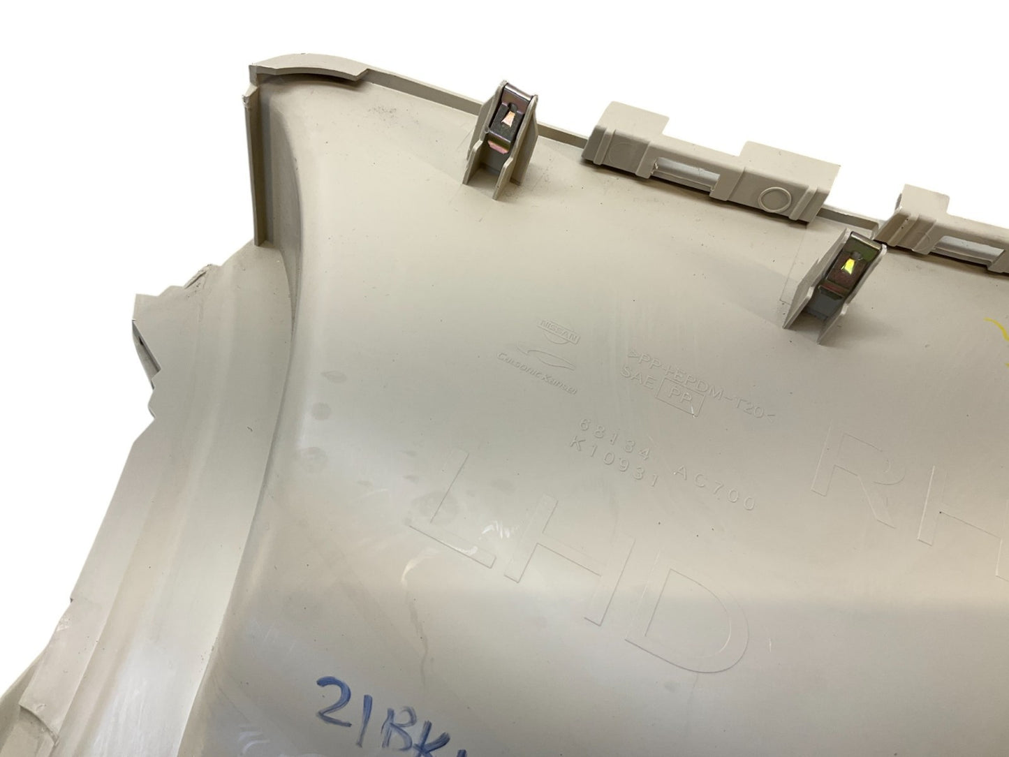 04-07 G35 Coupe Front Passenger Center Console Kick Panel 68134Ac700 Oem K1F - On Point Parts Inc