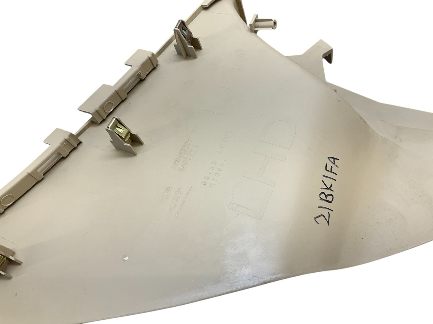 04-07 G35 Coupe Front Driver Center Console Kick Panel 68135Ac700 Oem K1F - On Point Parts Inc