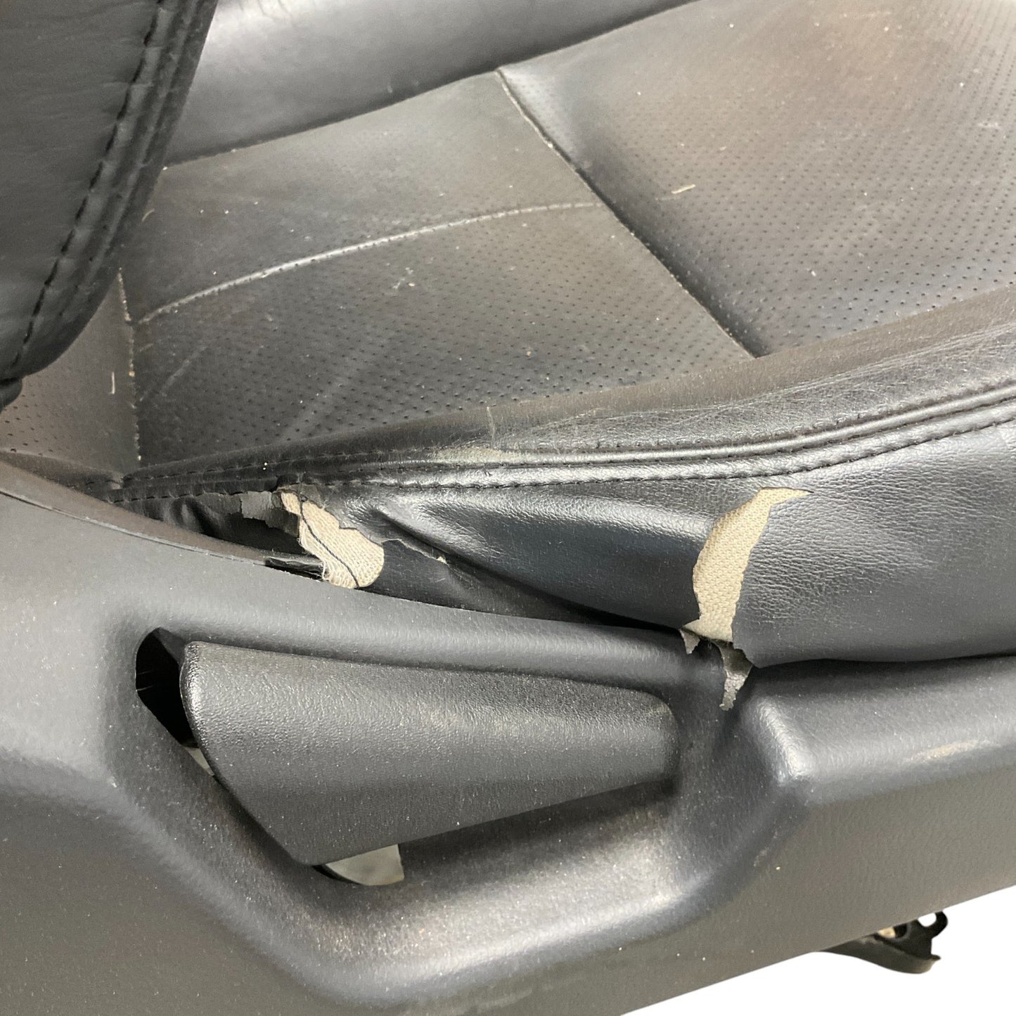 03-05 G35 Front Passenger Coupe Heated Power Leather Seat Oem Gng - On Point Parts Inc