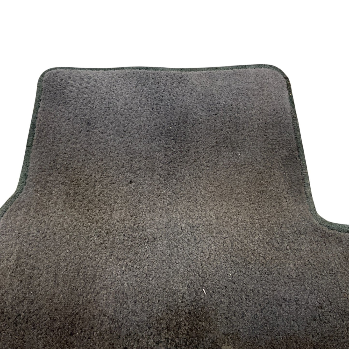 03-07 G35 Coupe Rear Passenger Carpet Floor Mat 999E2Jpc00 Oem Gng - On Point Parts Inc