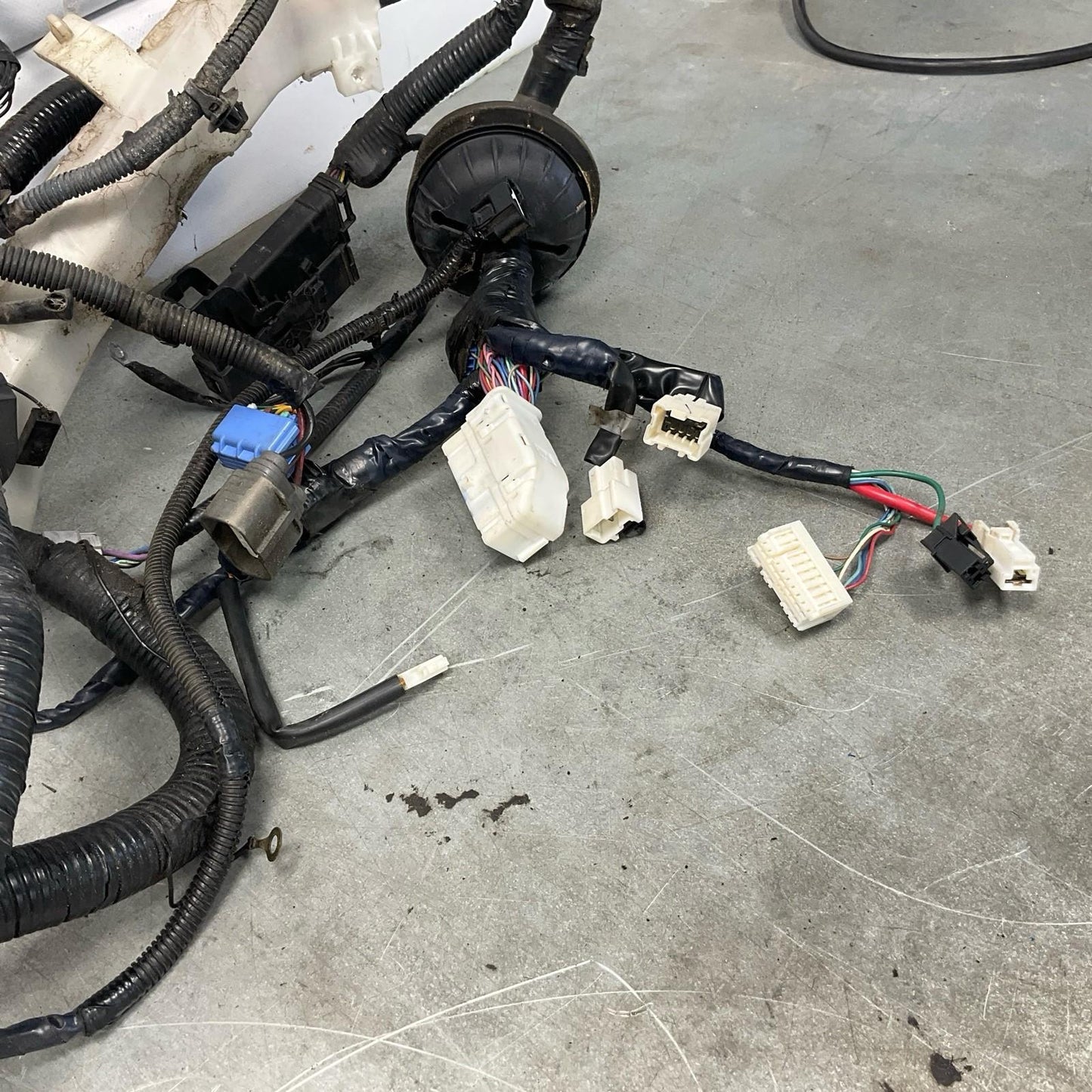 08-10 Infiniti G35 G37 VQ37VHR Auto Engine Bay Wire Harness 240121NC0B OEM IPG