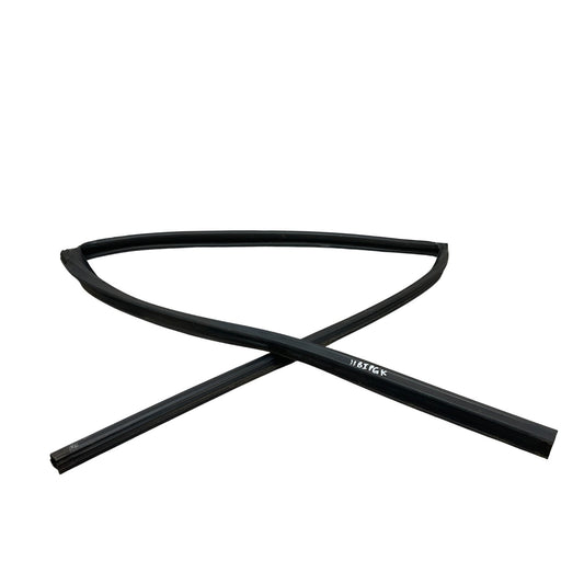 07-12 Infiniti G35 G37 Rear RH Sedan Door Glass Weatherstrip 82330JK00A OEM IPG