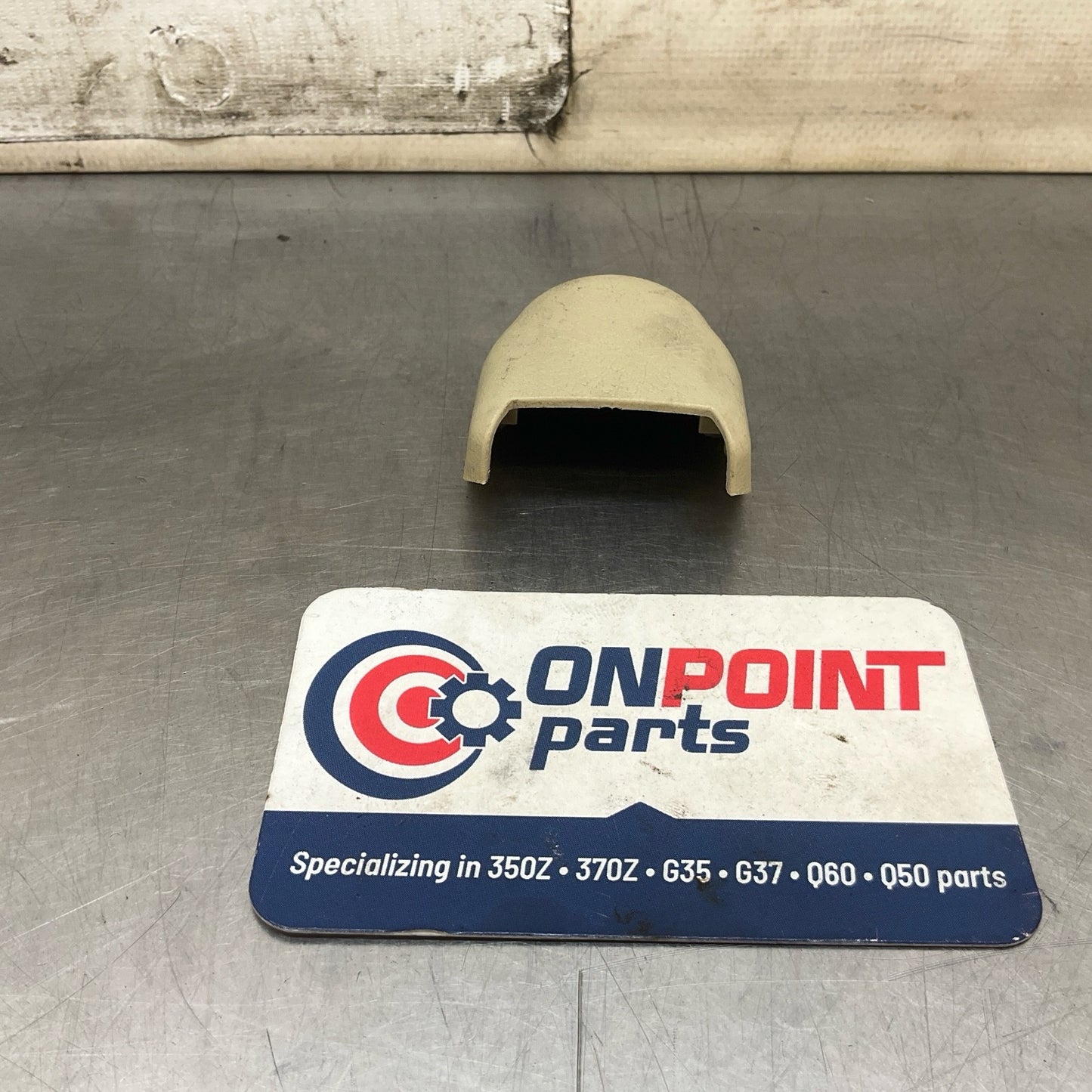 04-10 Infiniti G35 G37 Front Driver Seat Belt Mount Cover 878367W000 OEM Ipg