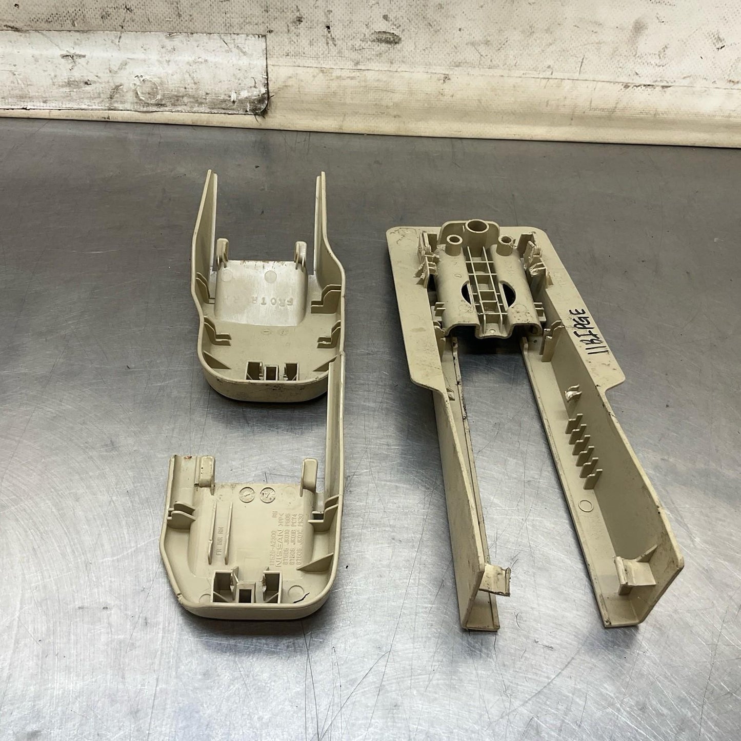 07-13 Infiniti G35 G37 Front Passenger Seat Track Trim Cover OEM Ipg