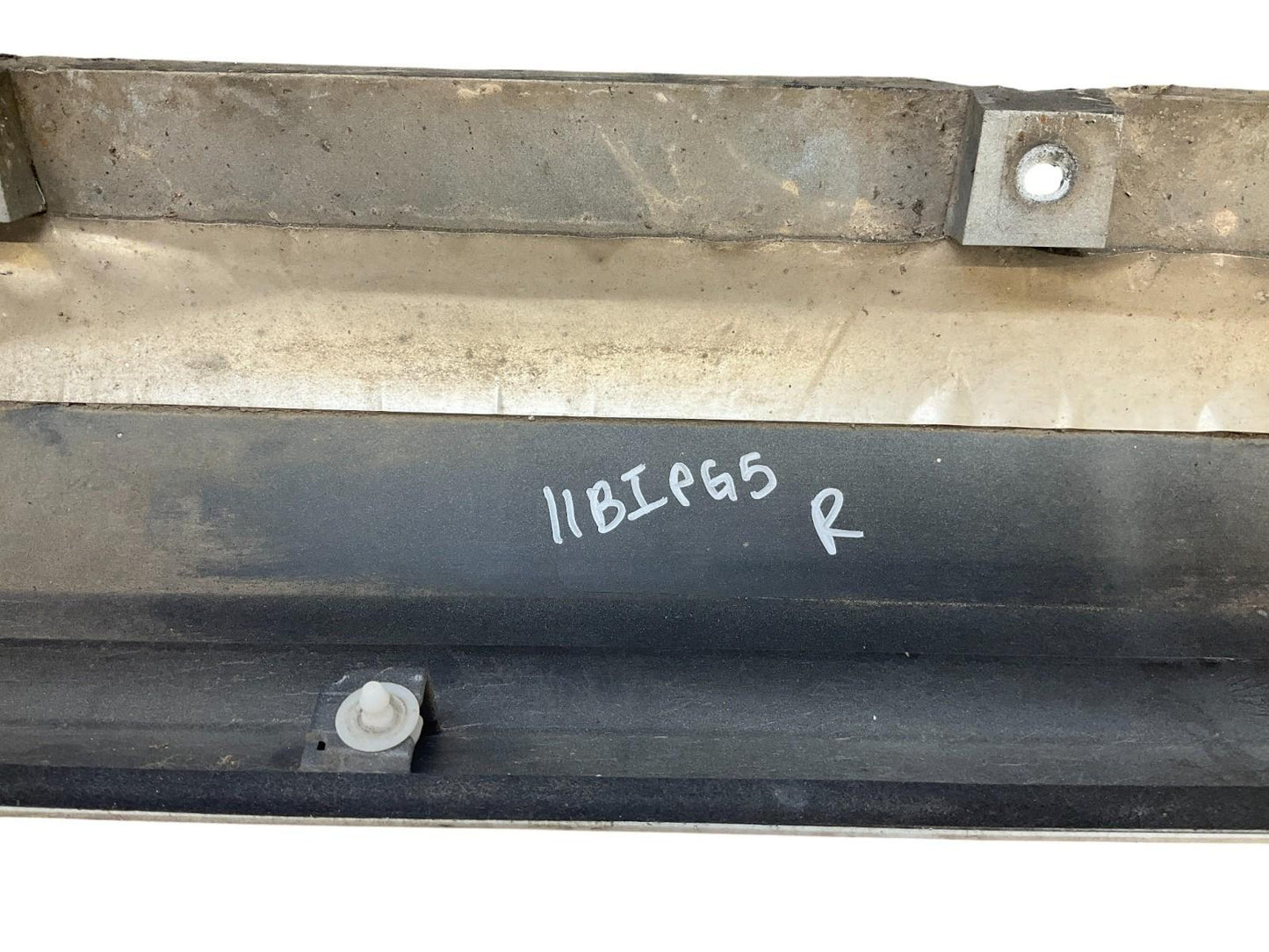 08-15 Infiniti G35 G37 Q40 Passenger Rocker Panel Side Skirt 76850JK10C OEM Ipg