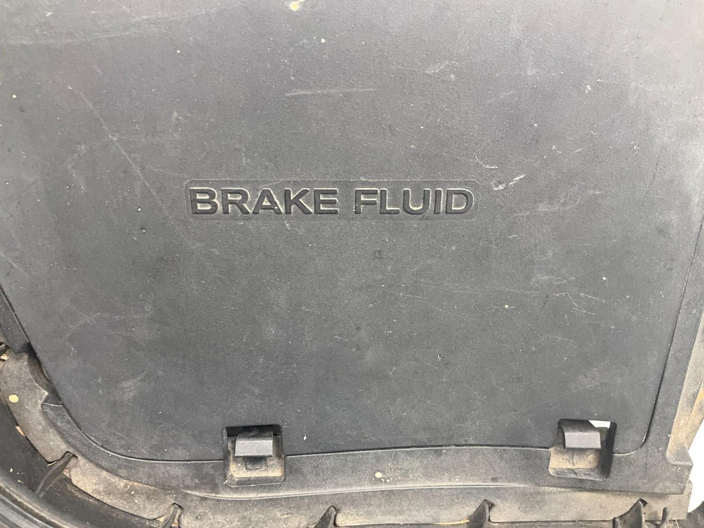 07-15 G25 G35 G37 Q40 Front Brake Fluid Cover Panel Bezel 64895JK000 OEM Ipg